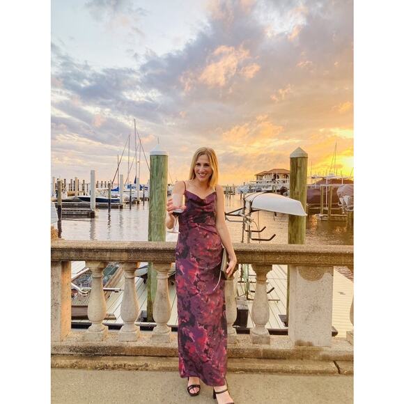 SLATE & WILLOW Red Purple Ruched Floral Side Slit Scoop Neck Dress size 0 - Picture 12 of 16